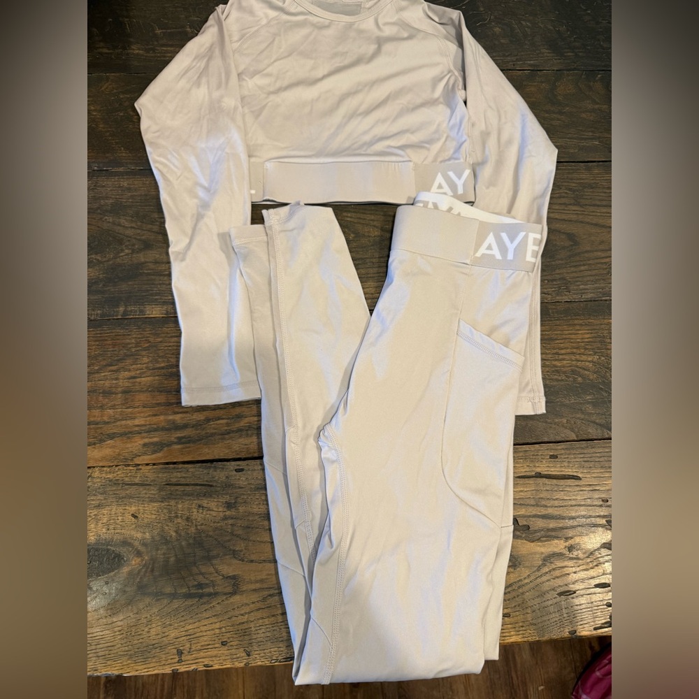 AYBL long sleeve workout set XS like new